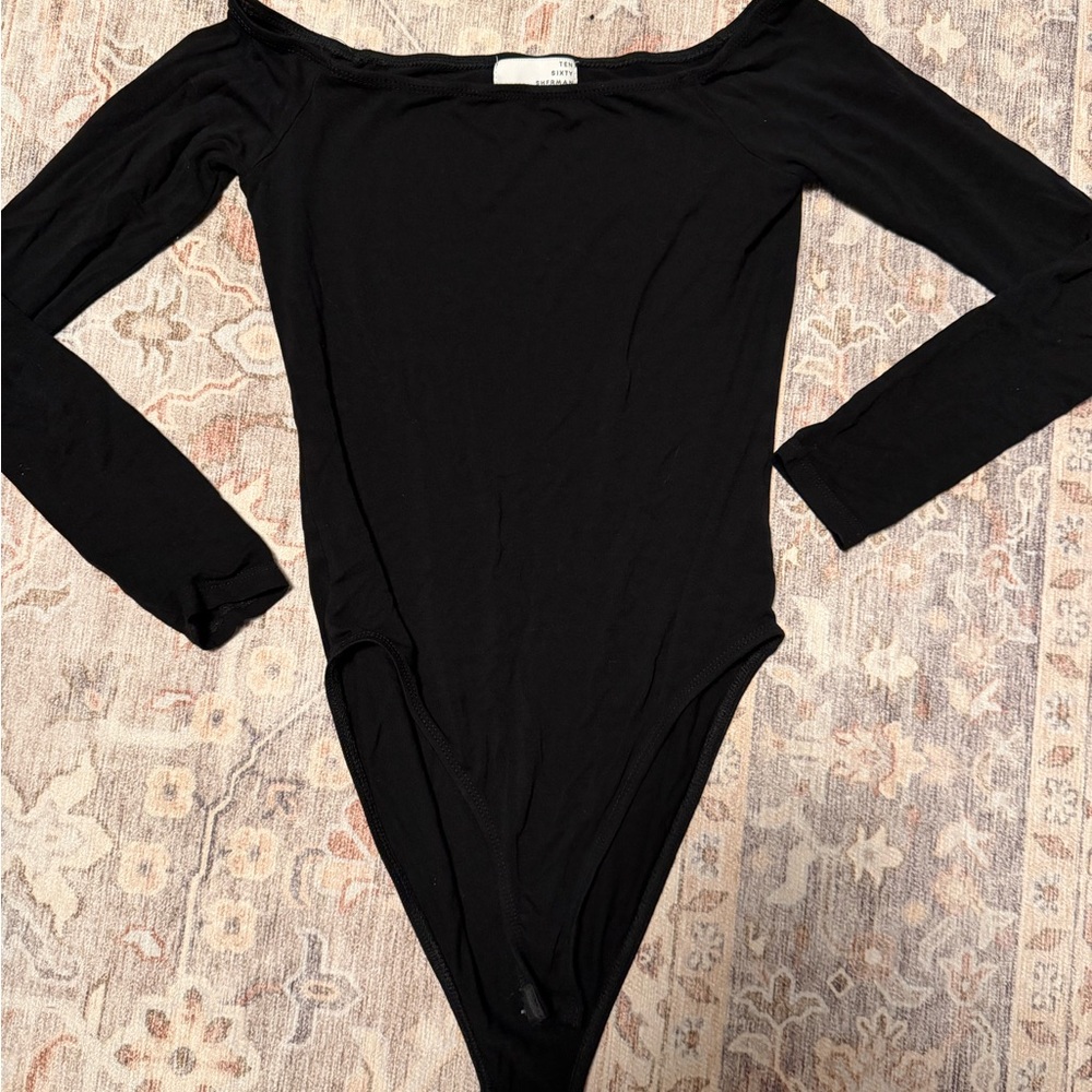 Ten Sixty Sherman Elegant Black Top